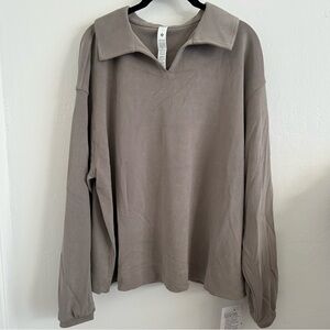 Lululemon Softstreme Pique Oversized LS Polo Shirt in Warm Ash Grey size Medium
